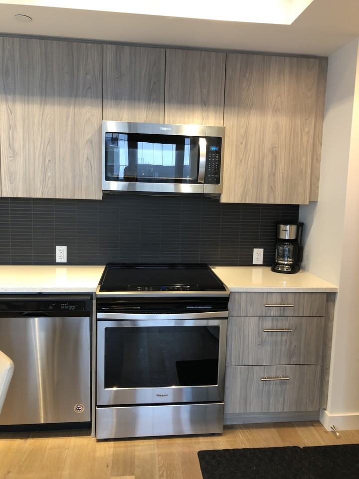 490 2nd Ave S - Photo 3 of 18