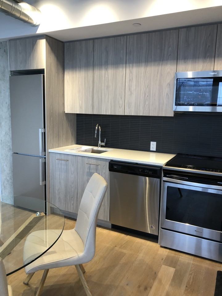 490 2nd Ave S - Photo 4 of 18