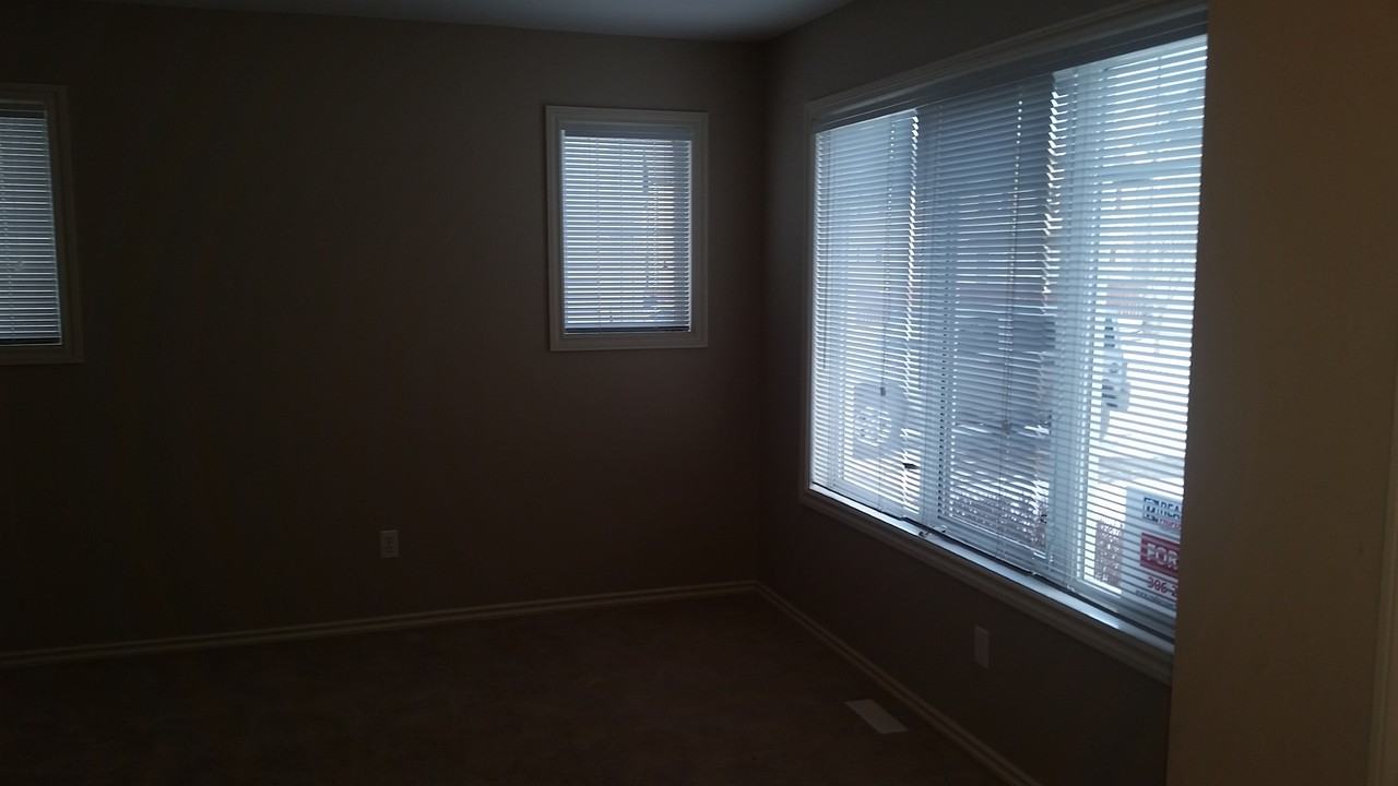 303 Slimmon Pl - Photo 2 of 19