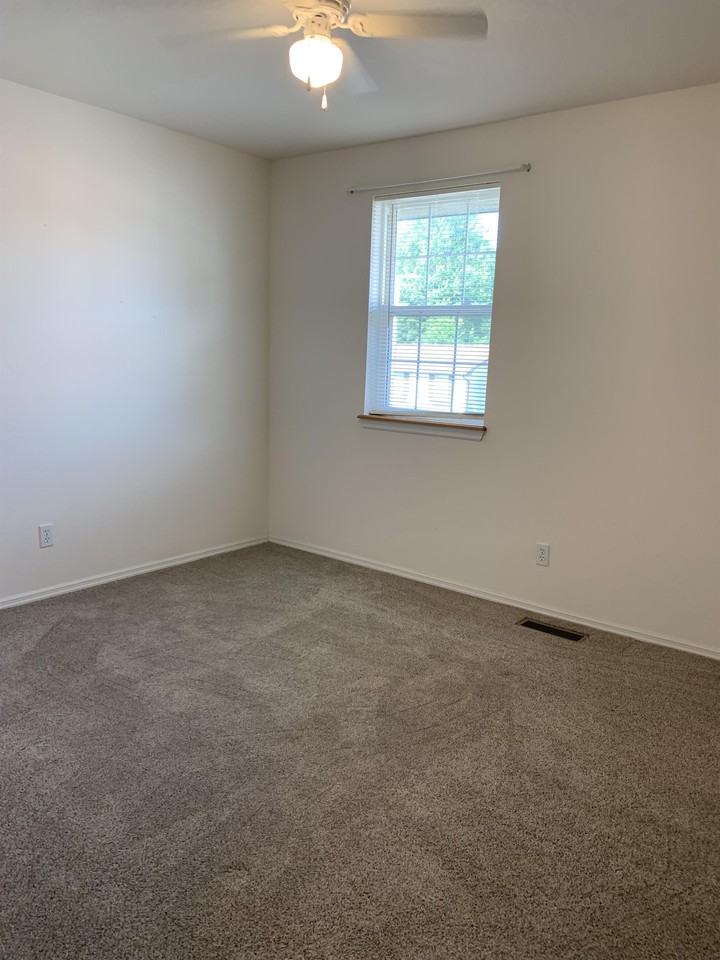 3143 Waycross Dr #3143