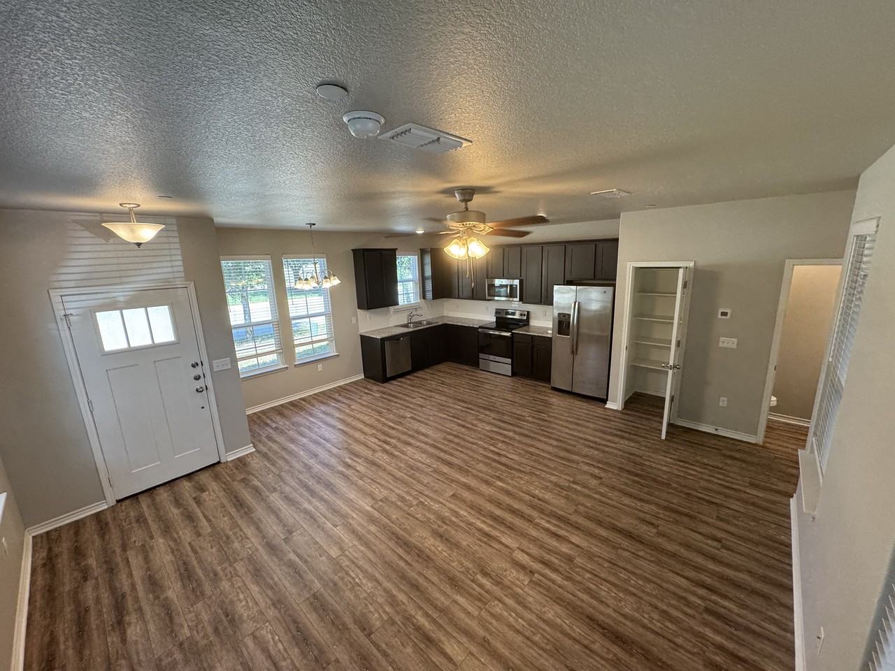 720 Westfield Blvd #720 - Photo 7 of 27