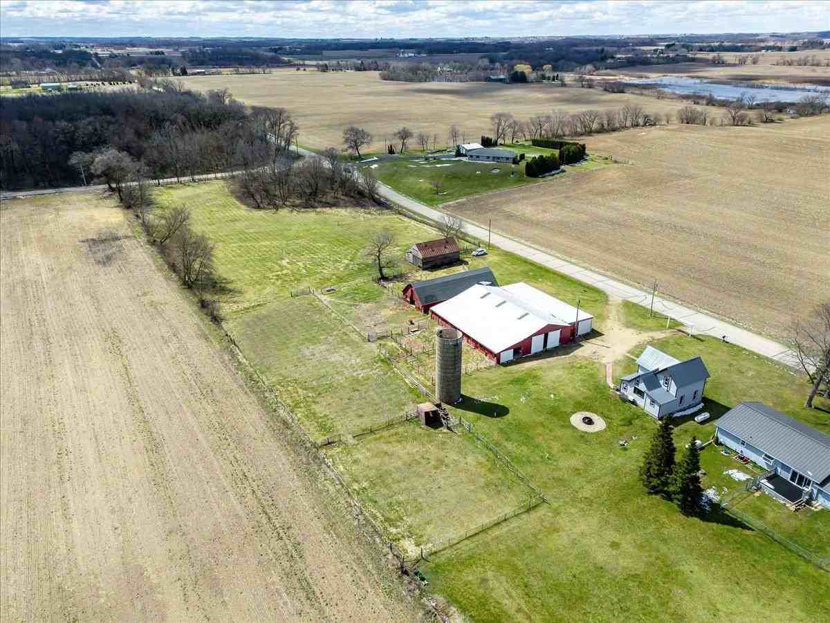 34 N Union Rd - Photo 4 of 11