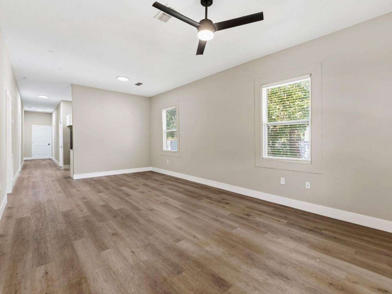 1740 W Cherry St - Photo 2 of 11