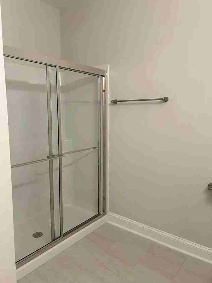 1024 Gateway Commons Cir - Photo 6 of 11