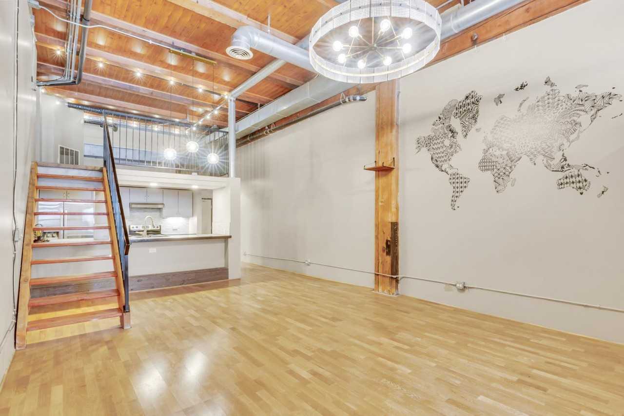 1800 15th St - Photo 4 of 12