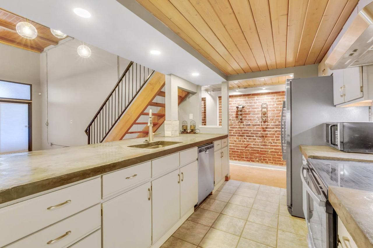 1800 15th St - Photo 7 of 12
