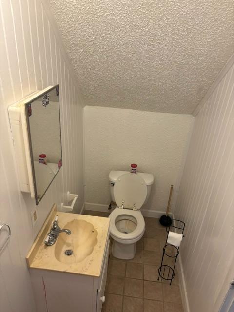 220 Ne 2nd St - Photo 4 of 20
