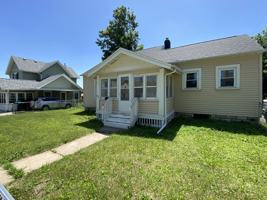 featured image of 1055 4th Ave #1