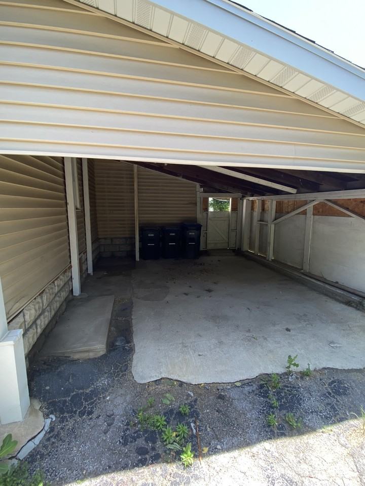 1055 4th Ave #1 - Photo 4 of 22