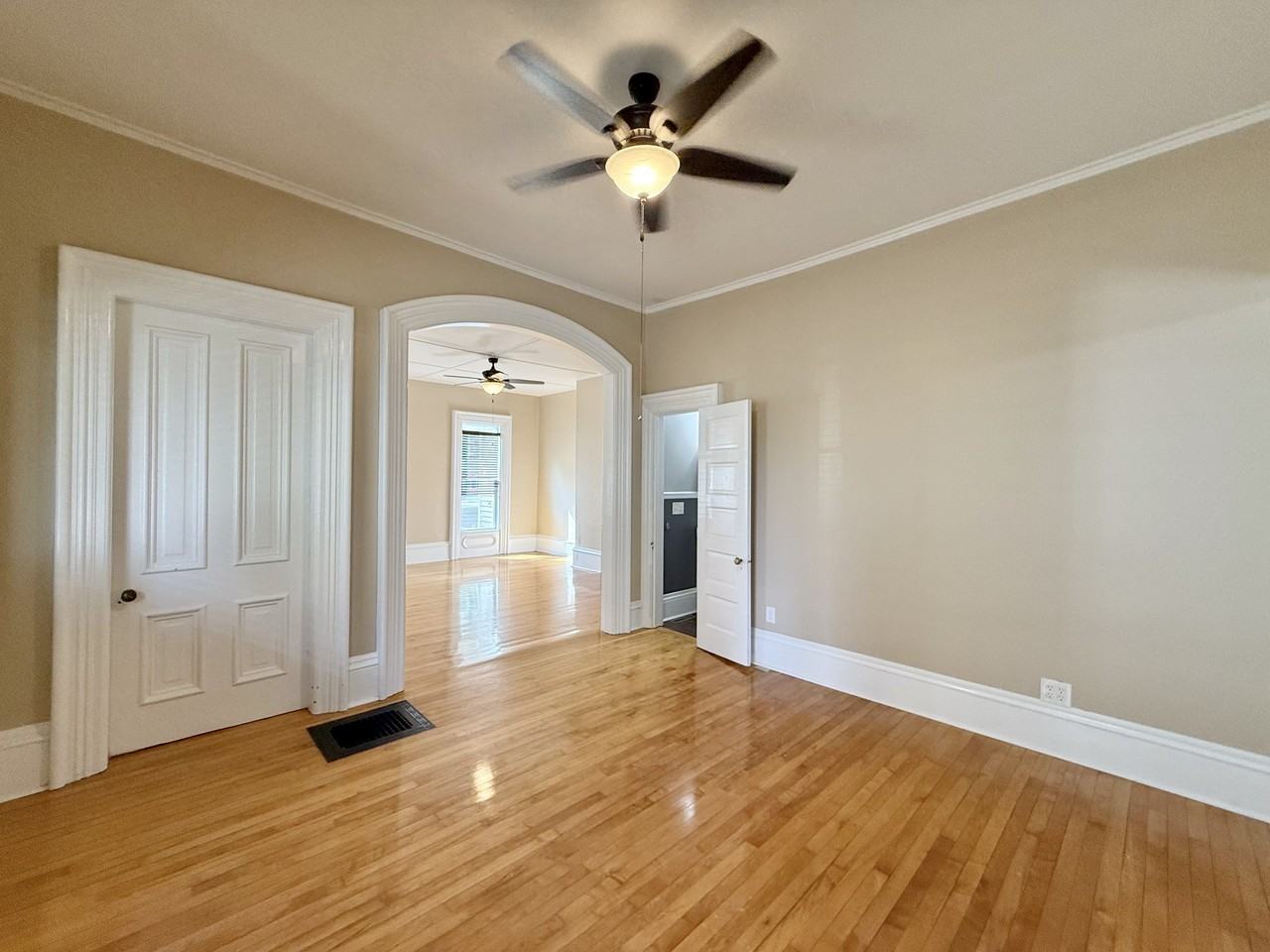 242 W Main St #1 - Photo 5 of 24