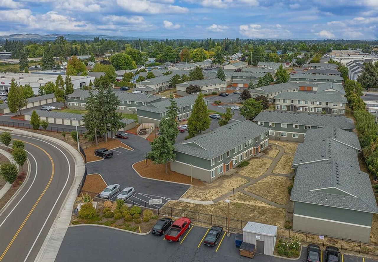 Brighton Park Apartments - Photo 7 of 50