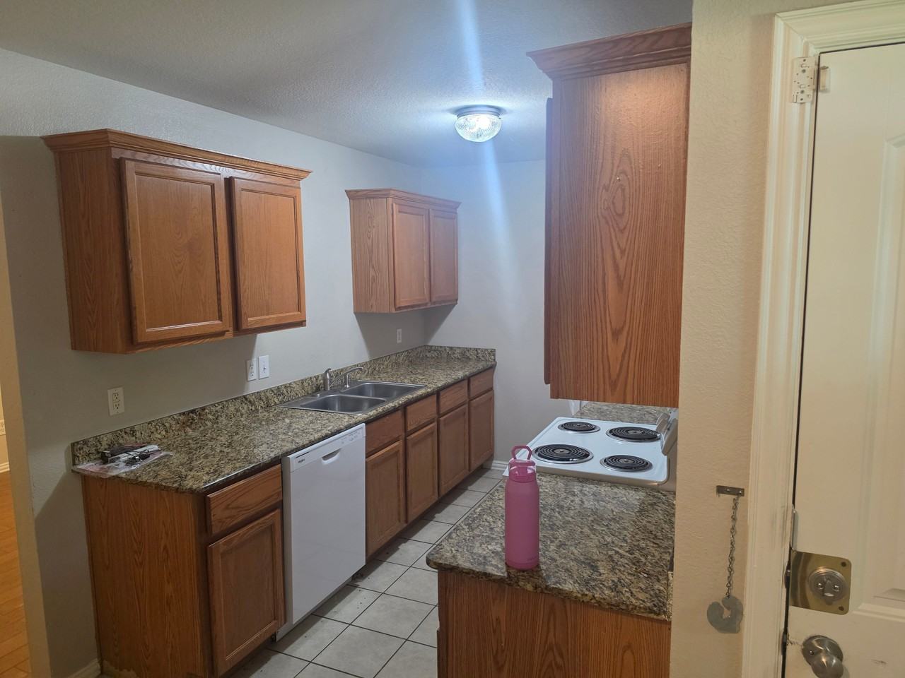 8107 Arbor Ave - Photo 7 of 18
