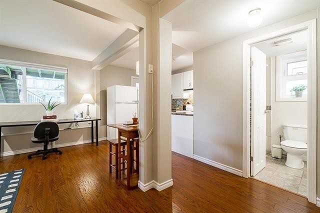 209 Angela Drive - Photo 4 of 9
