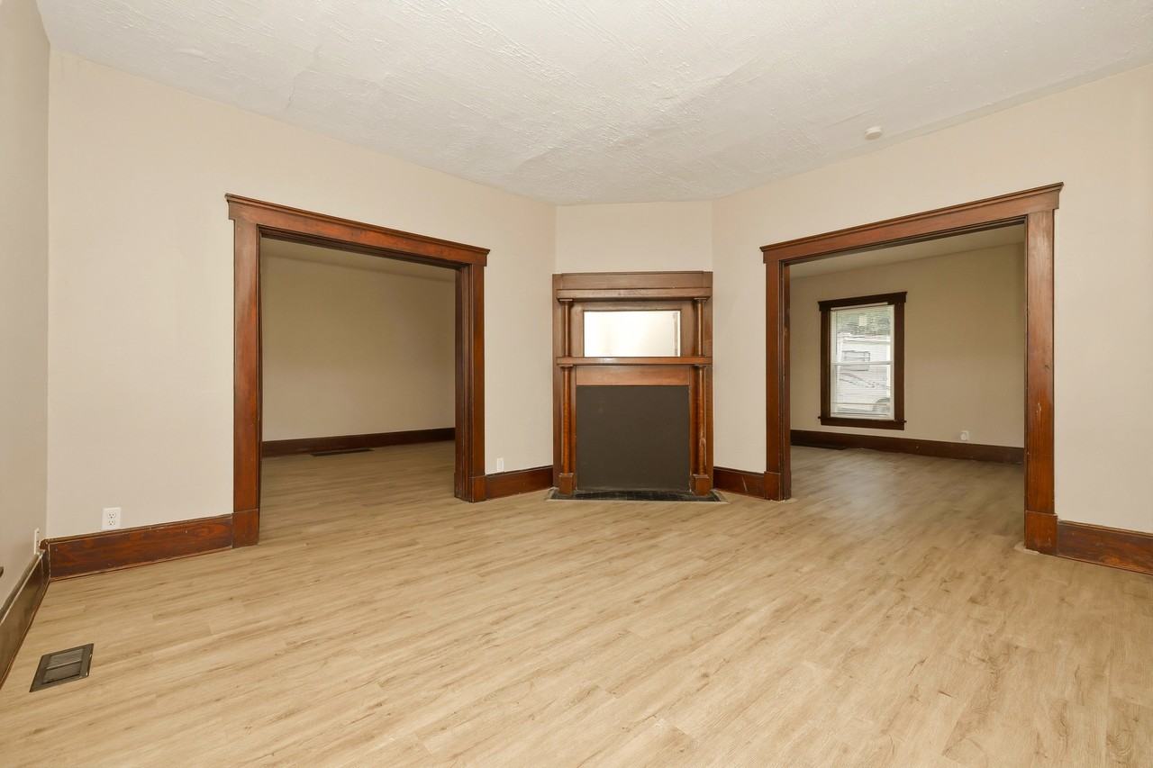 30 Lagonda Ave #30 - Photo 5 of 15