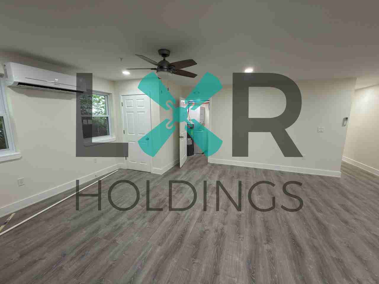 317 E Broad St #1 - Photo 6 of 17