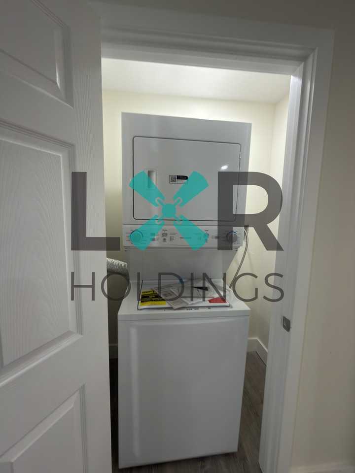 317 E Broad St #2 - Photo 3 of 17