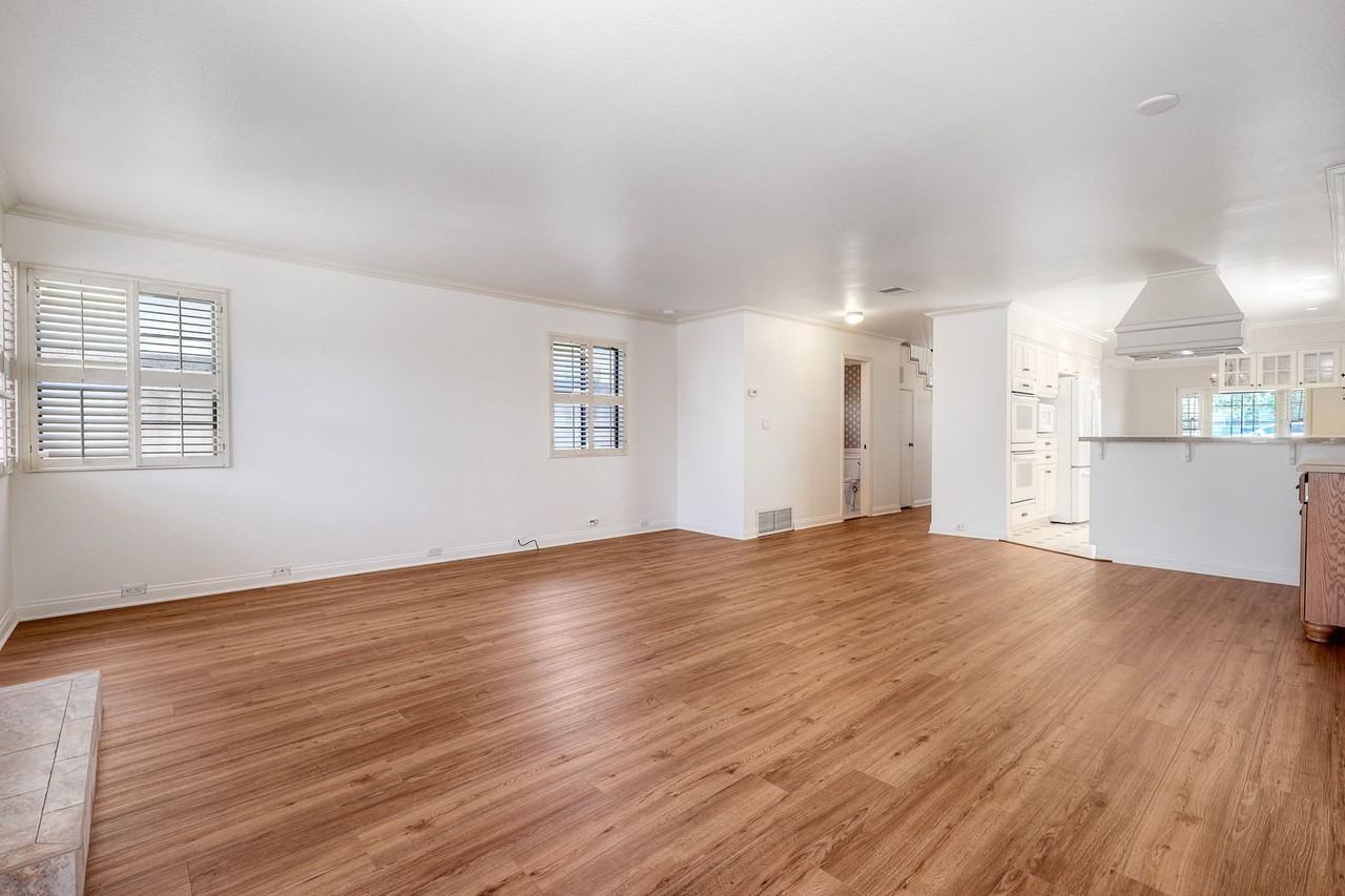 238 F Ave #1 - Photo 3 of 29