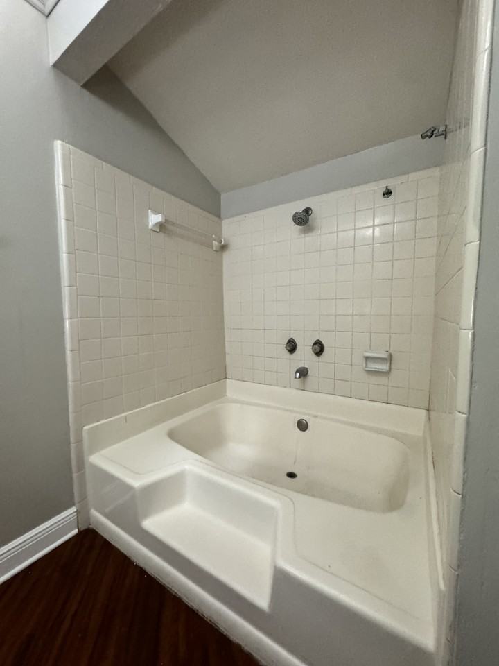 1211 Stone Green Ct #1211 - Photo 3 of 17