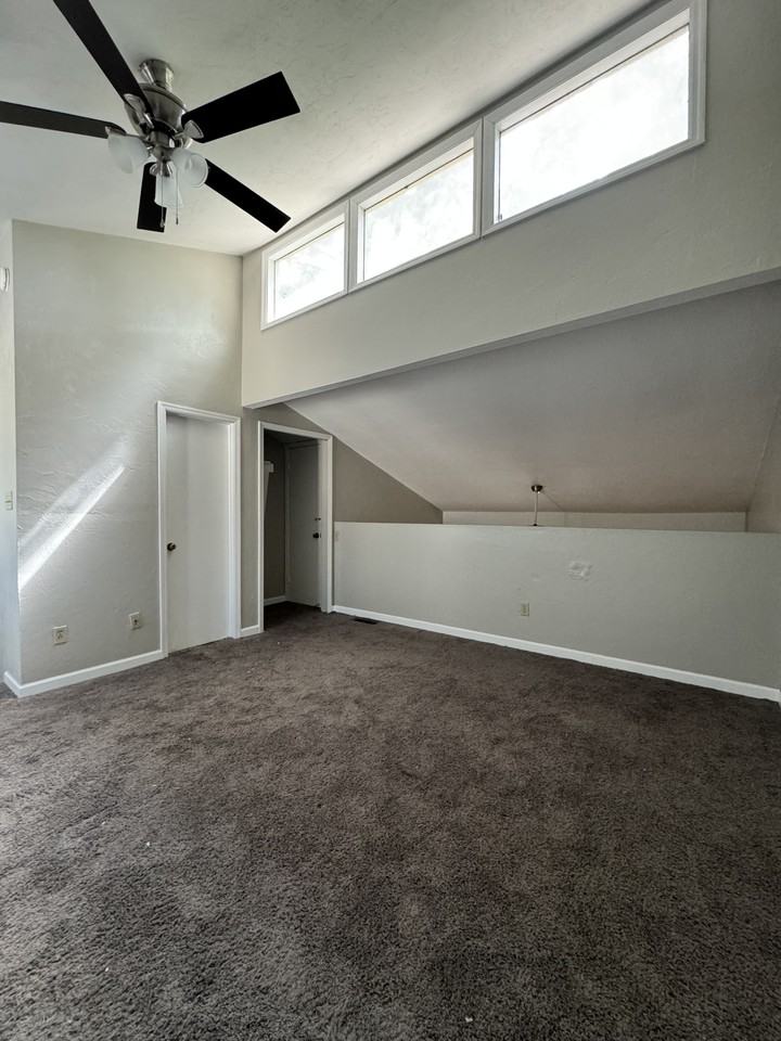 1211 Stone Green Ct #1211 - Photo 6 of 17