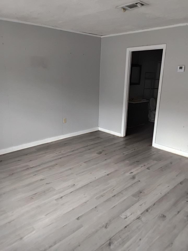 112 Lilly Jean Dr #B7 - Photo 3 of 3