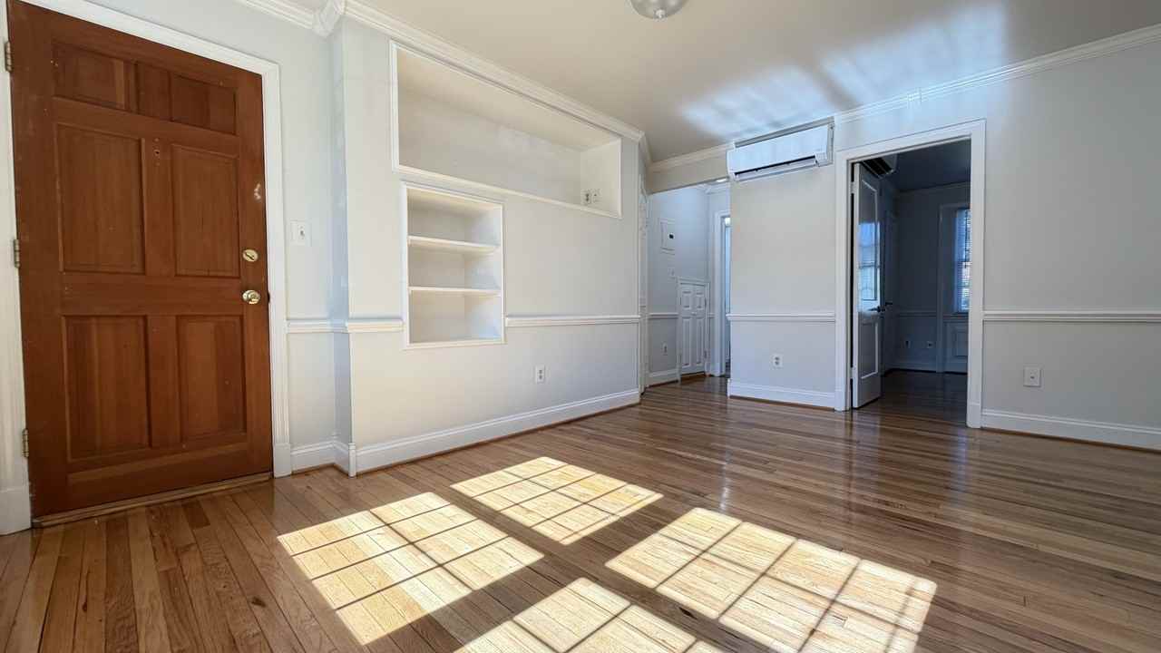 819 S Alfred St #2 - Photo 2 of 29
