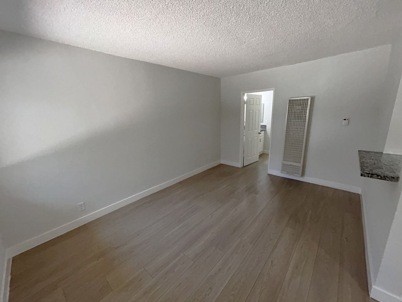 128 S Commonwealth Ave #109 - Photo 2 of 15