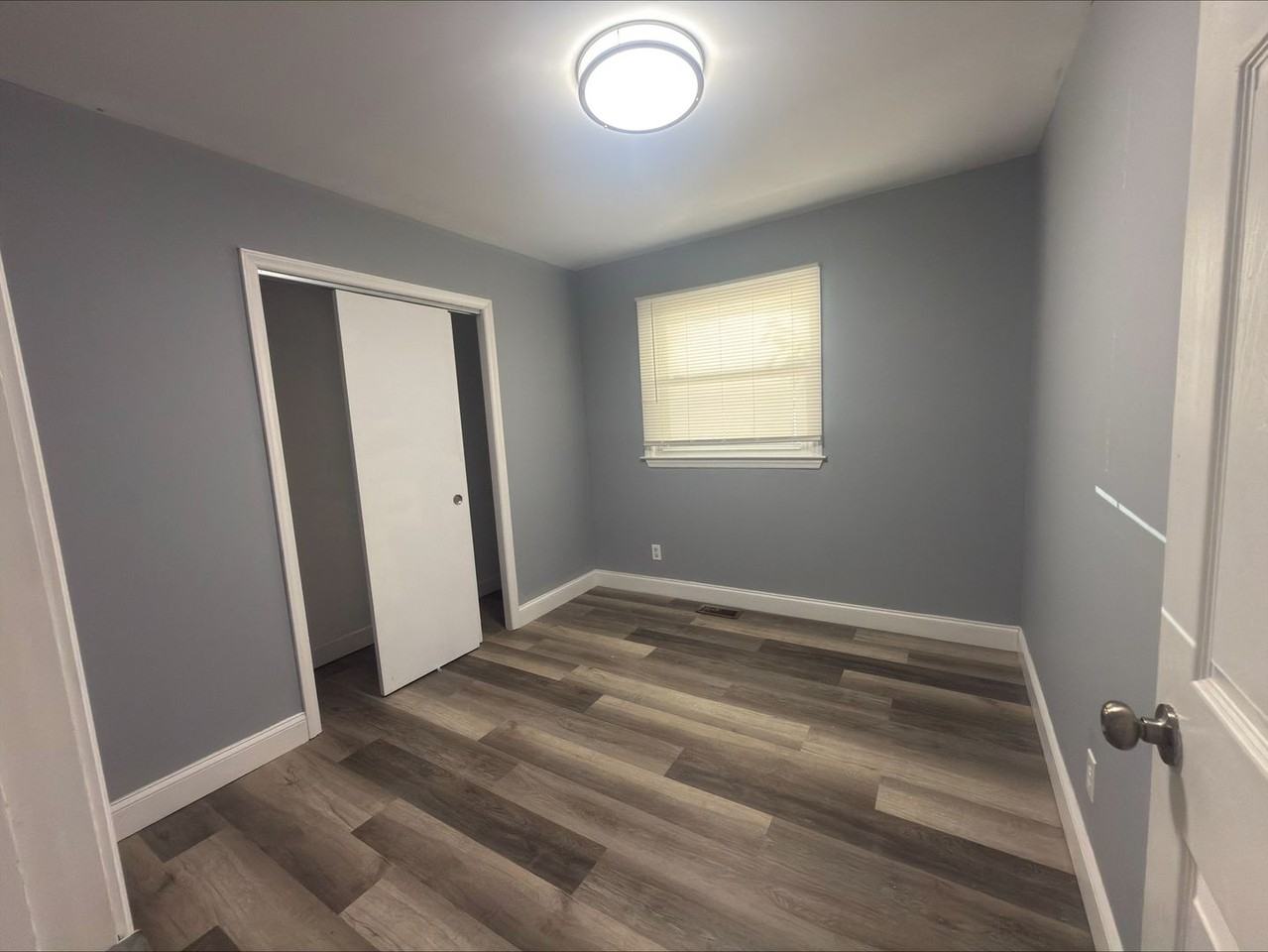 903 Richland St - Photo 3 of 13