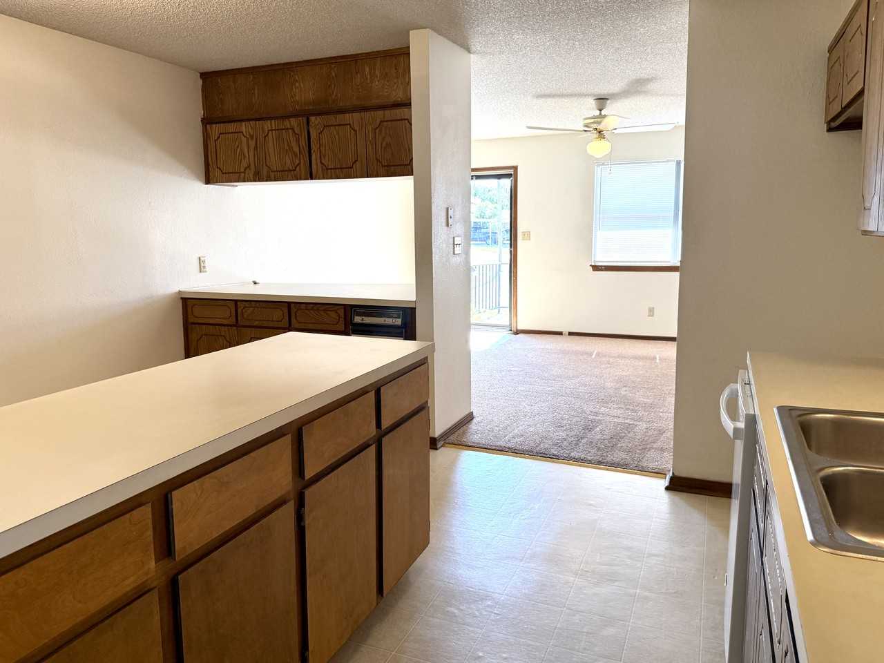 2208 Shenandoah Dr #1 - Photo 6 of 27