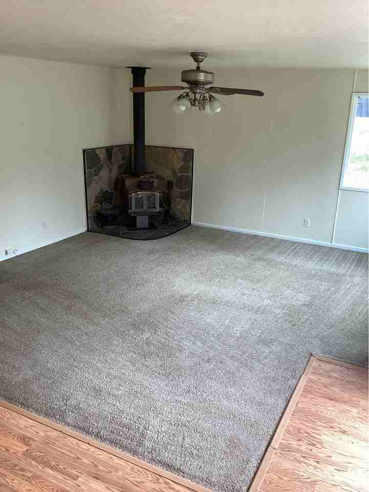 1380 Se 18th St #1 - Photo 4 of 16