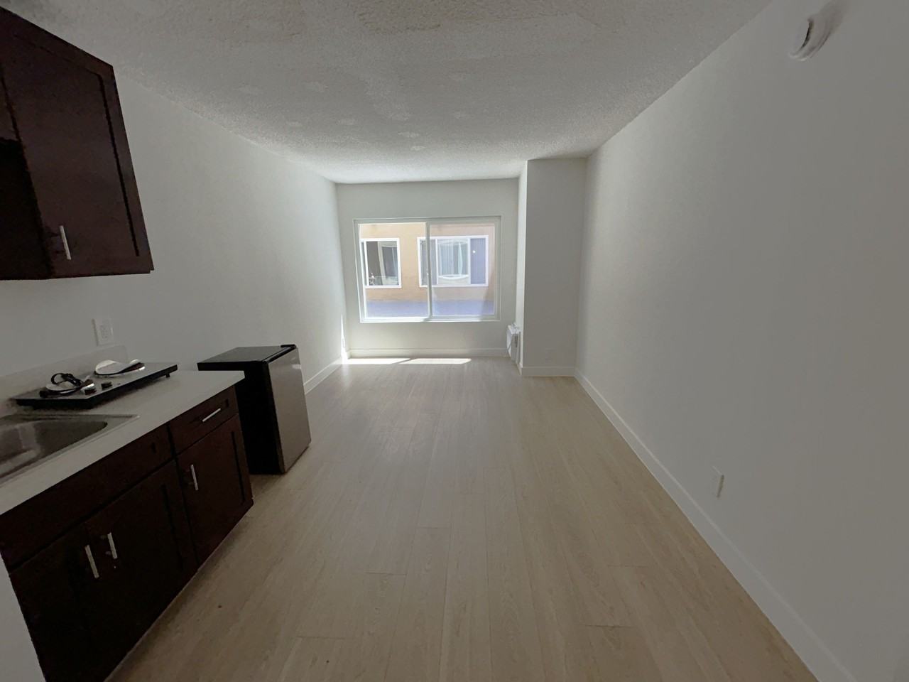 535 S Catalina St #110 - Photo 4 of 9