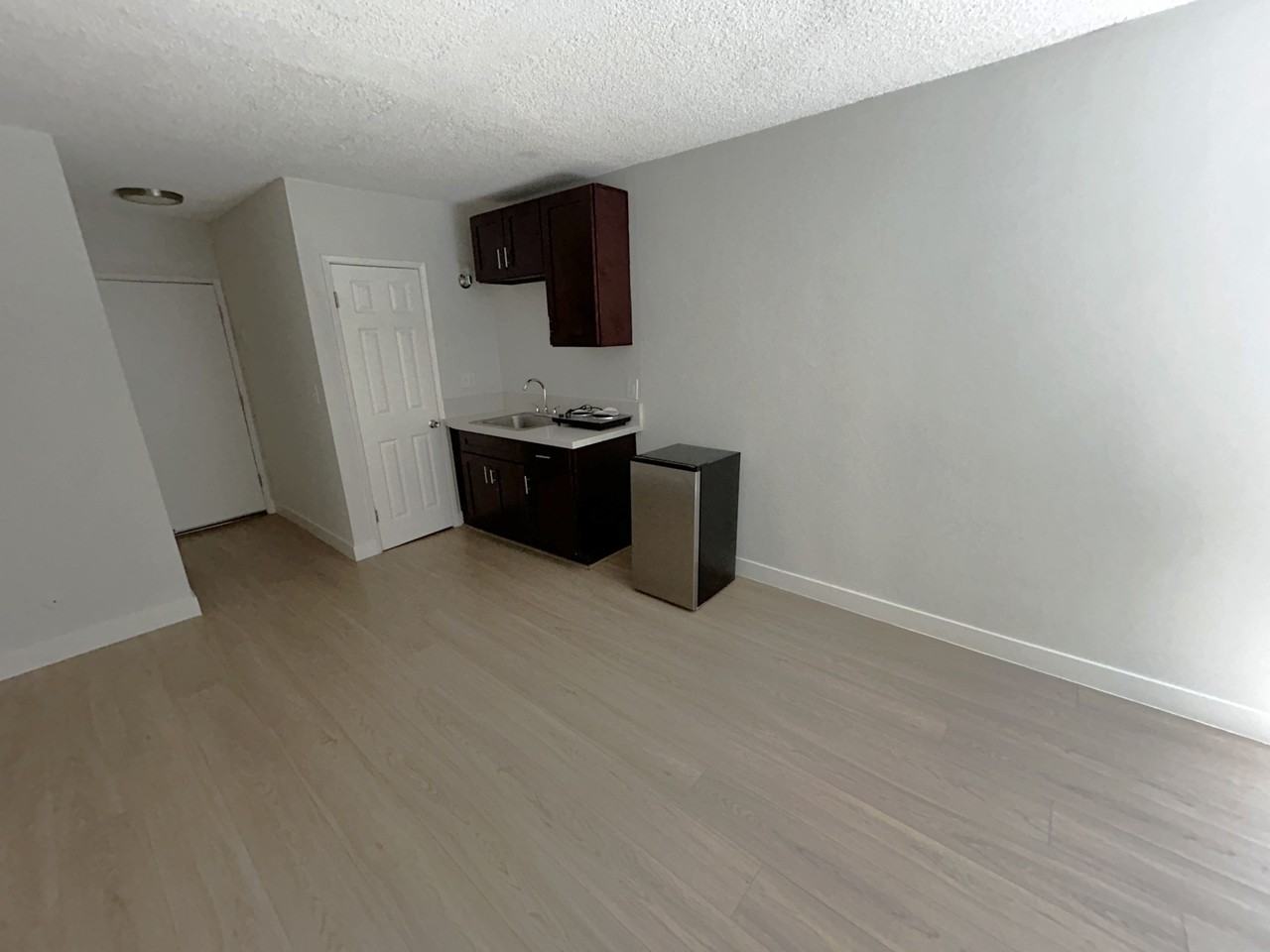 535 S Catalina St #110 - Photo 6 of 9