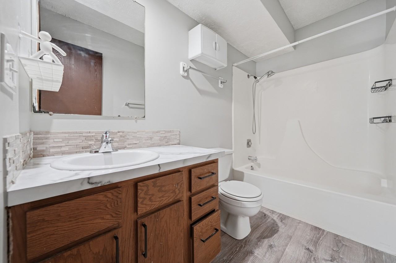 1417 N 20th St #1417 - Photo 5 of 10