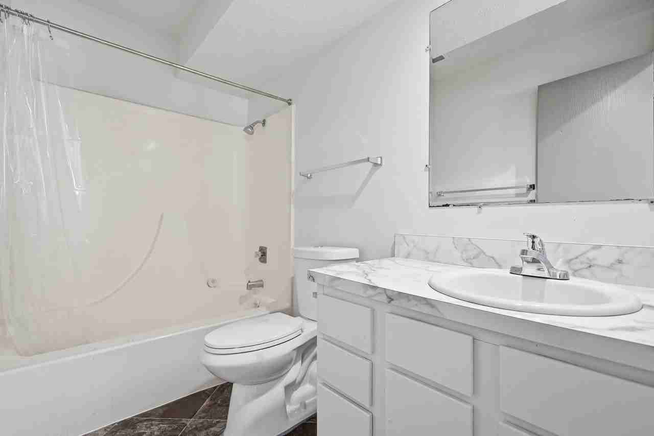 1417 N 20th St #1419 - Photo 5 of 9