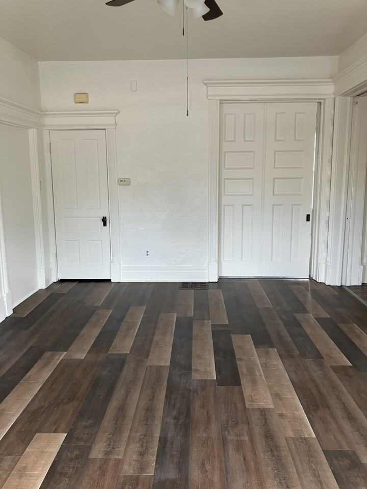 214 S Church St #A - Photo 5 of 12