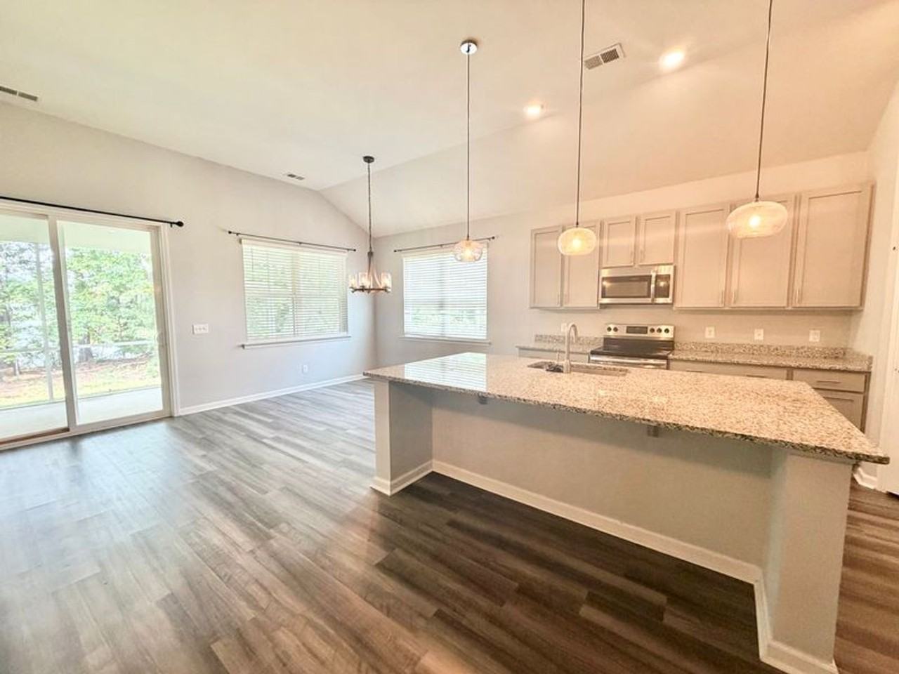67 Palmer Pl - Photo 5 of 18