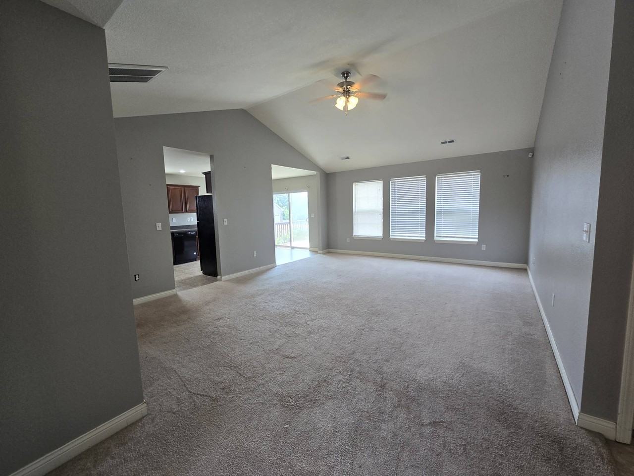 138 Kale Ct #1 - Photo 2 of 10
