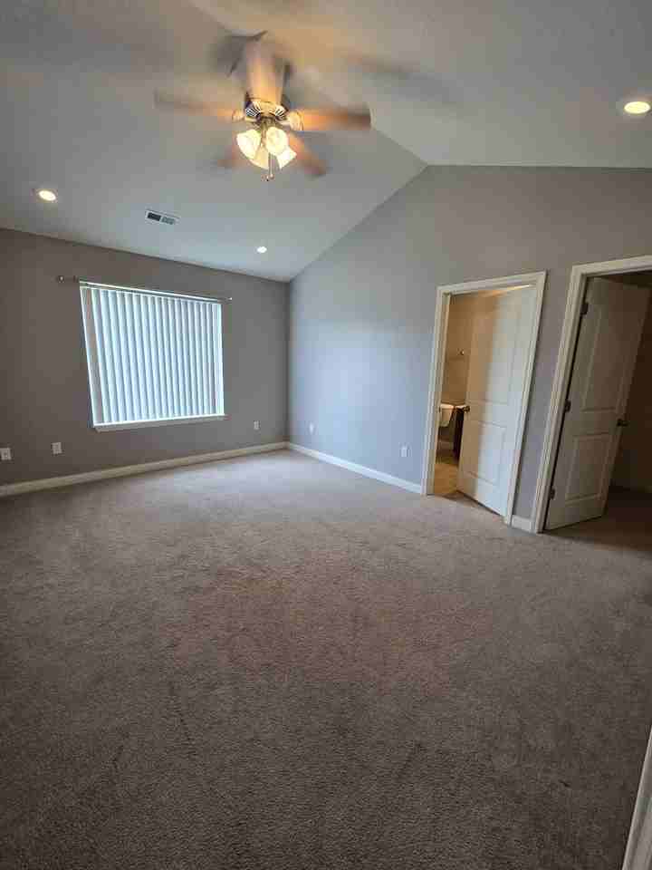 138 Kale Ct #1 - Photo 4 of 10