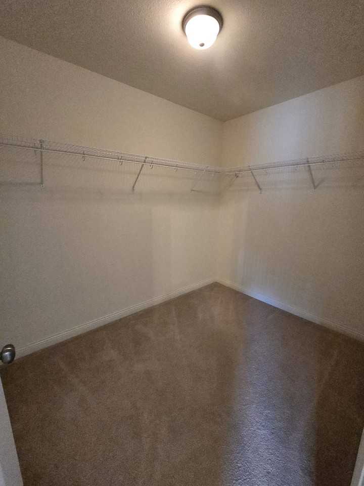 138 Kale Ct #1 - Photo 6 of 10