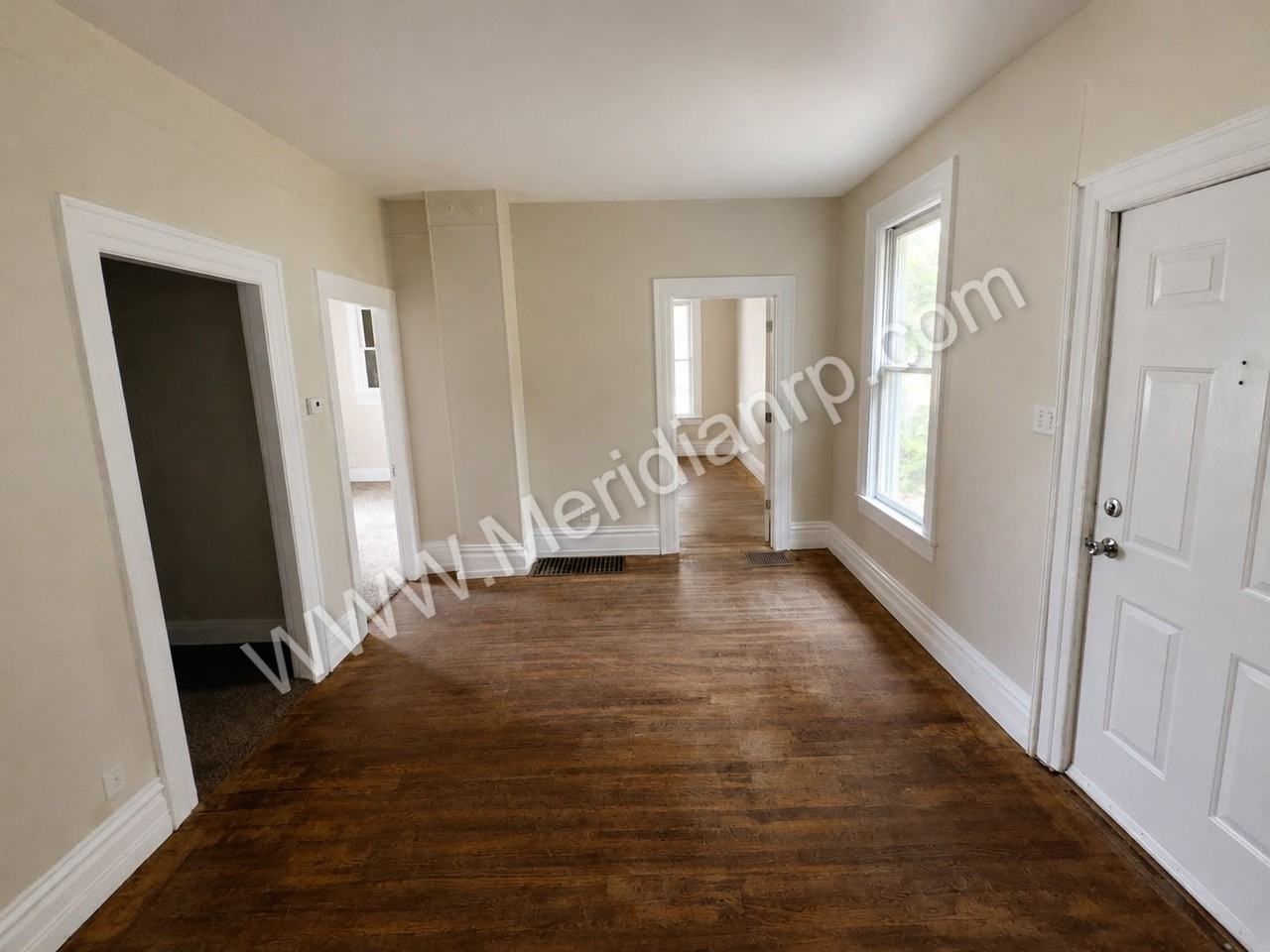 1323 Grant Ave #1 - Photo 2 of 13