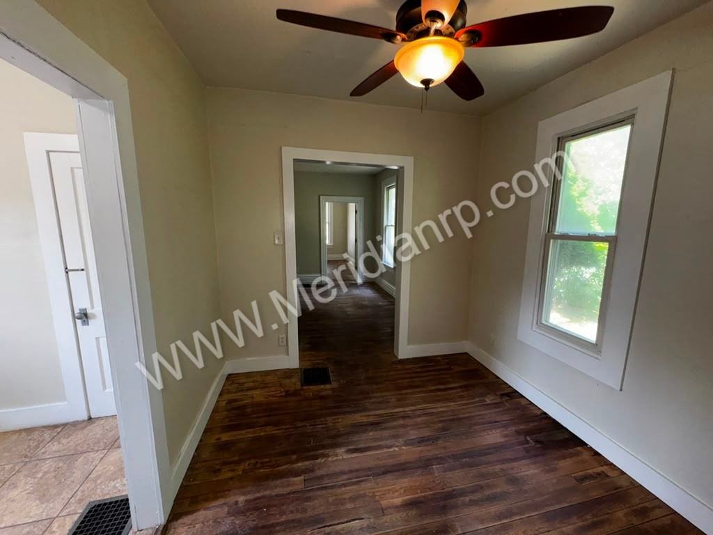 1323 Grant Ave #1 - Photo 3 of 13