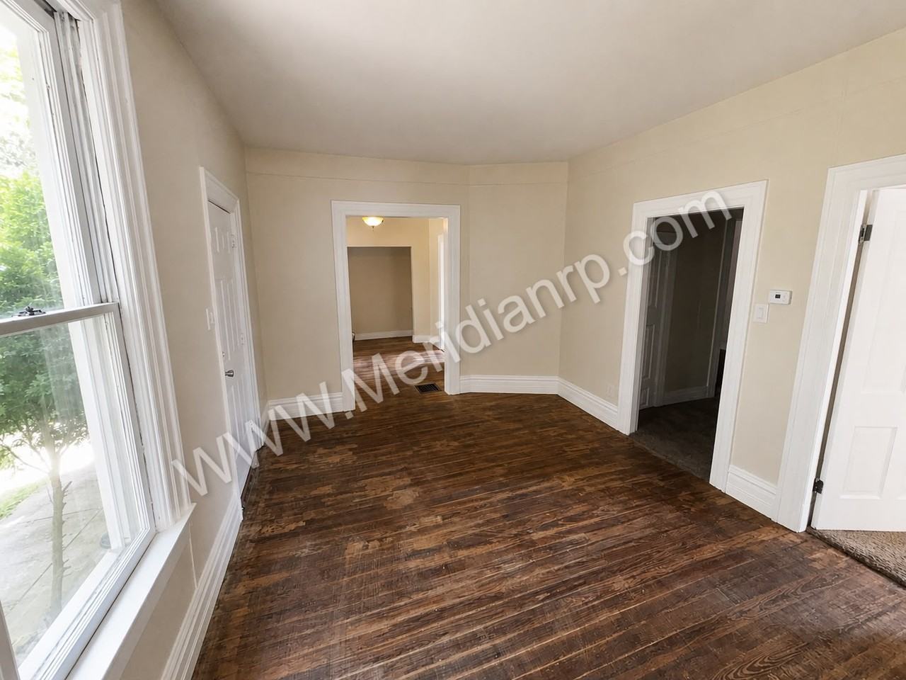 1323 Grant Ave #1 - Photo 4 of 13