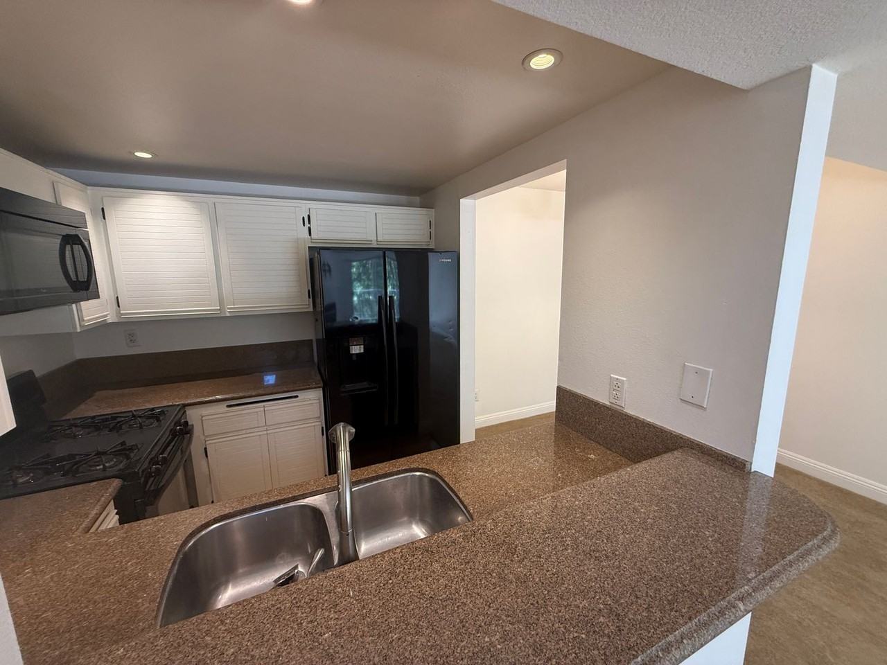 24105 Del Monte Dr #448 - Photo 6 of 19