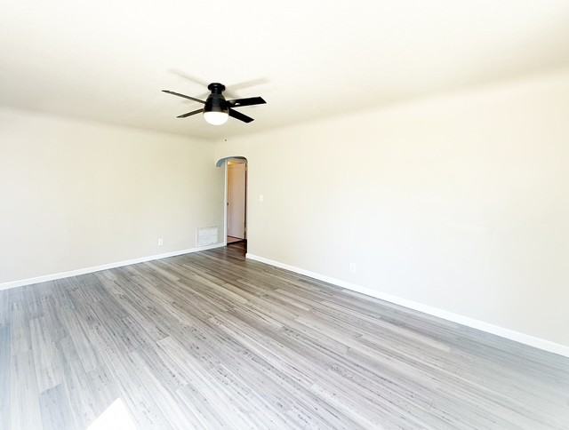 821 S Summit Ave #1 - Photo 4 of 18