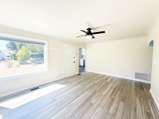 821 S Summit Ave #1 - Photo 5 of 18