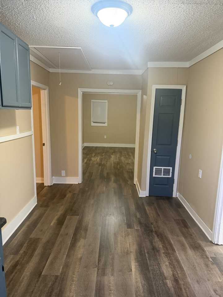 1461 Wilson St #1 - Photo 3 of 10