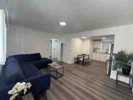 featured image of 9404 S Figueroa St #4