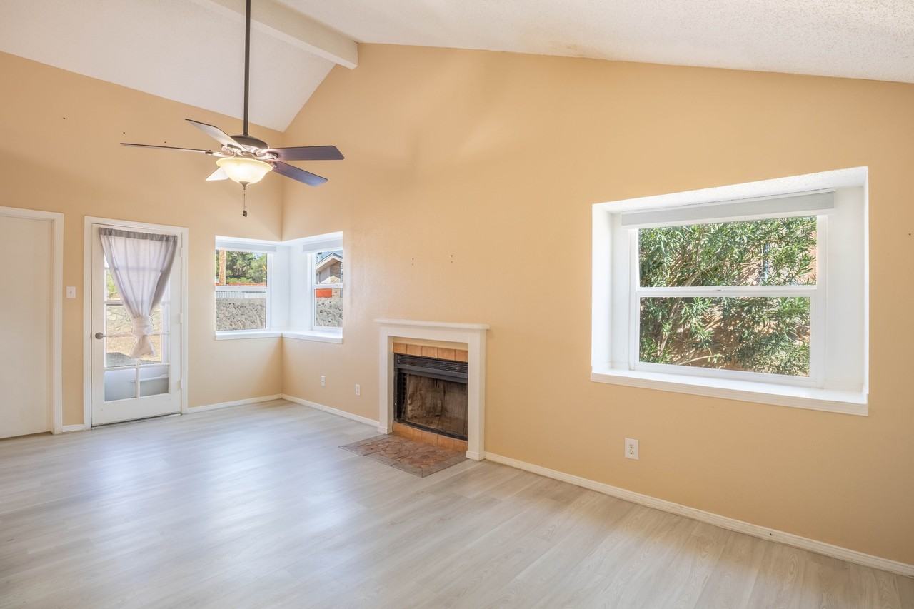623 Paula Pl #1 - Photo 2 of 18