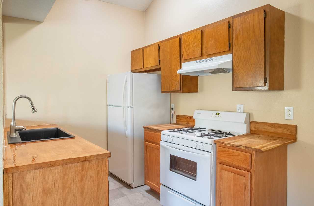 623 Paula Pl #1 - Photo 3 of 18