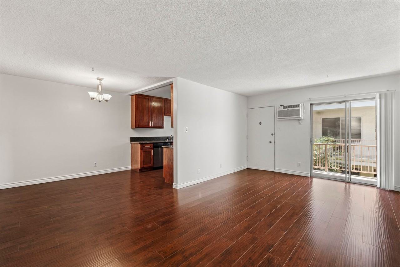 1041 S Corning St #202