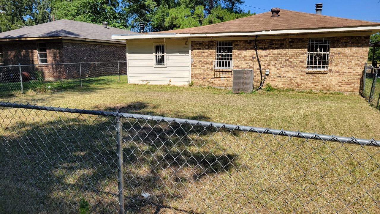 3136 Seminole Dr #1 - Photo 2 of 11